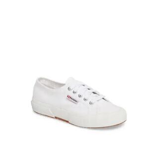 Superga Cotu Sneaker White Canvas Size 38EU/ US7.5- Preppy, Neutral, Casualp